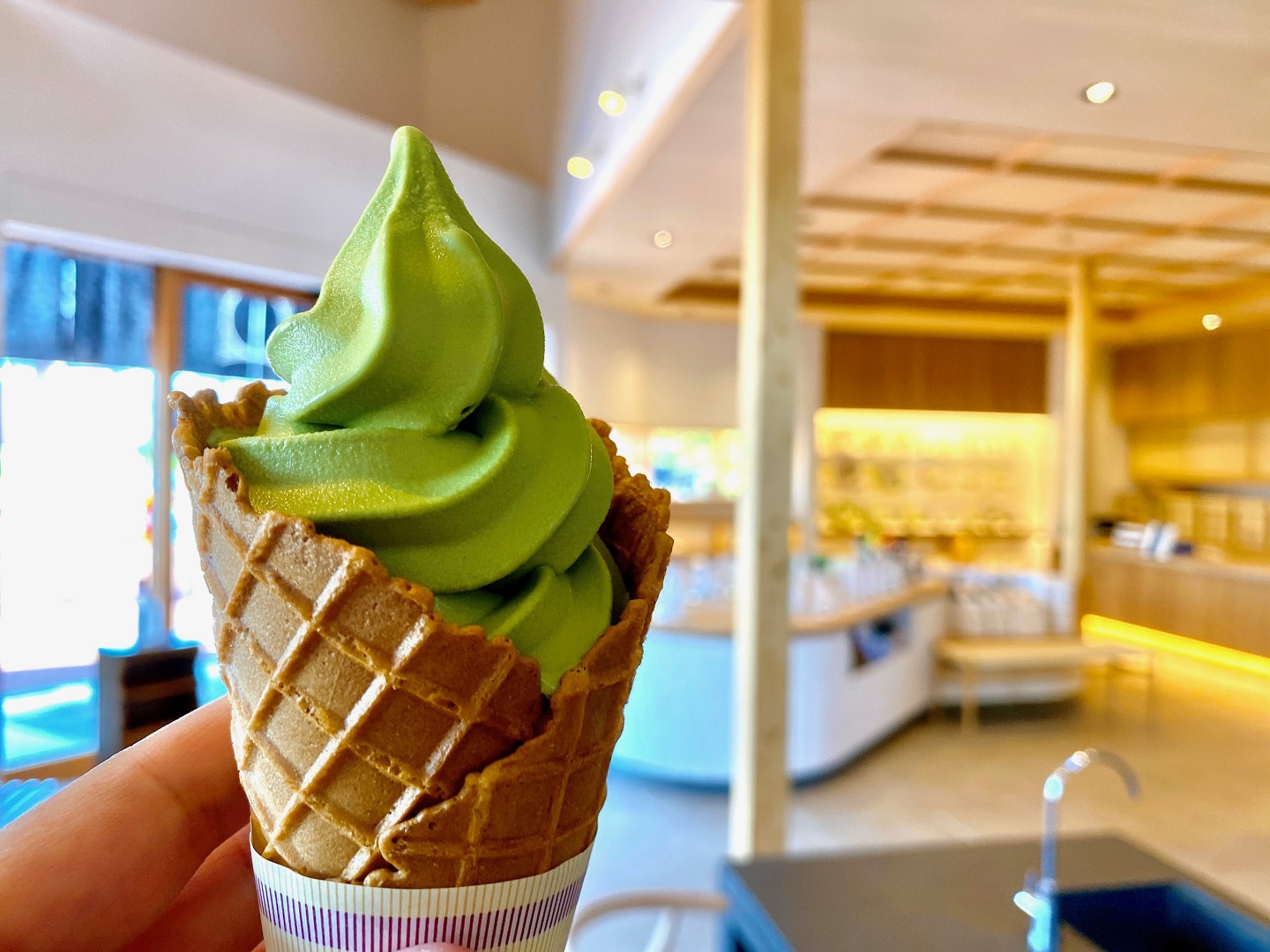 深谷市深谷町にあるお茶専門店「太田園本店」の『至高の抹茶ソフト