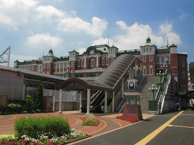 Fukaya_Station_North_Entrance_1
