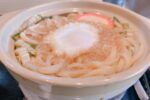 上里町七本木にある「本格手打ちうどん店 小麦堂」の期間限定メニュー『醤油煮込みうどん』【さいつうグルメ】